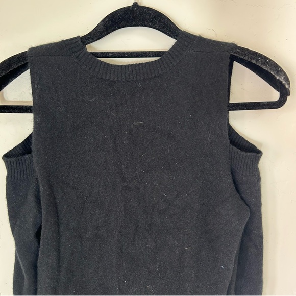 Generation Love cashmere Black cold shoulder sweater size XS - Picture 7 of 12